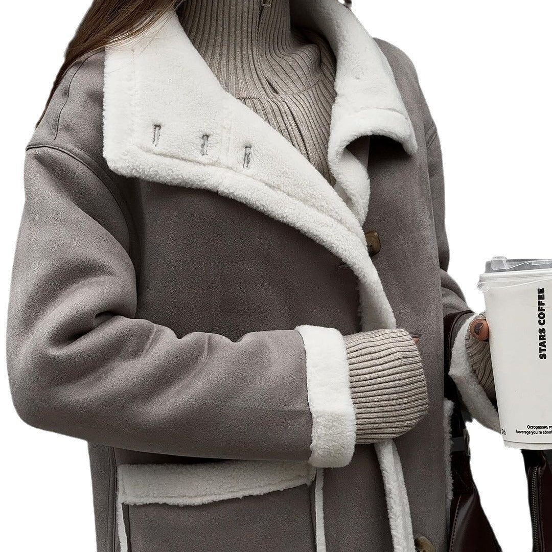 Manteau gris et blanc à poches plaquées – élégant.