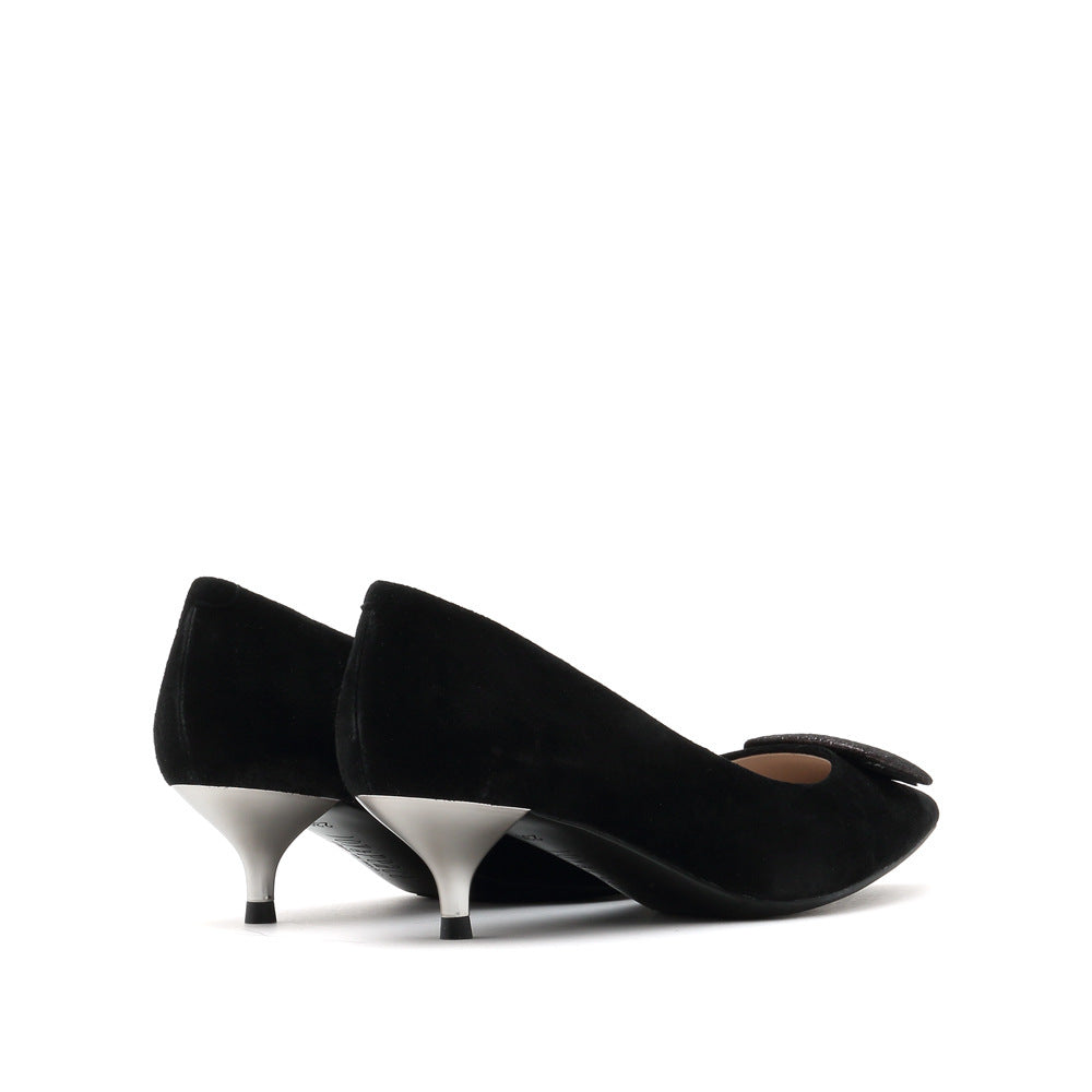 Élégance Pastel – L'Escarpin Douceur & Style